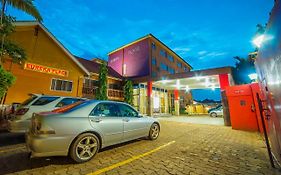Eureka Place Hotel Kampala