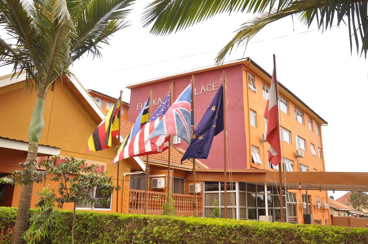 Eureka Place Hotel Kampala Exterior photo