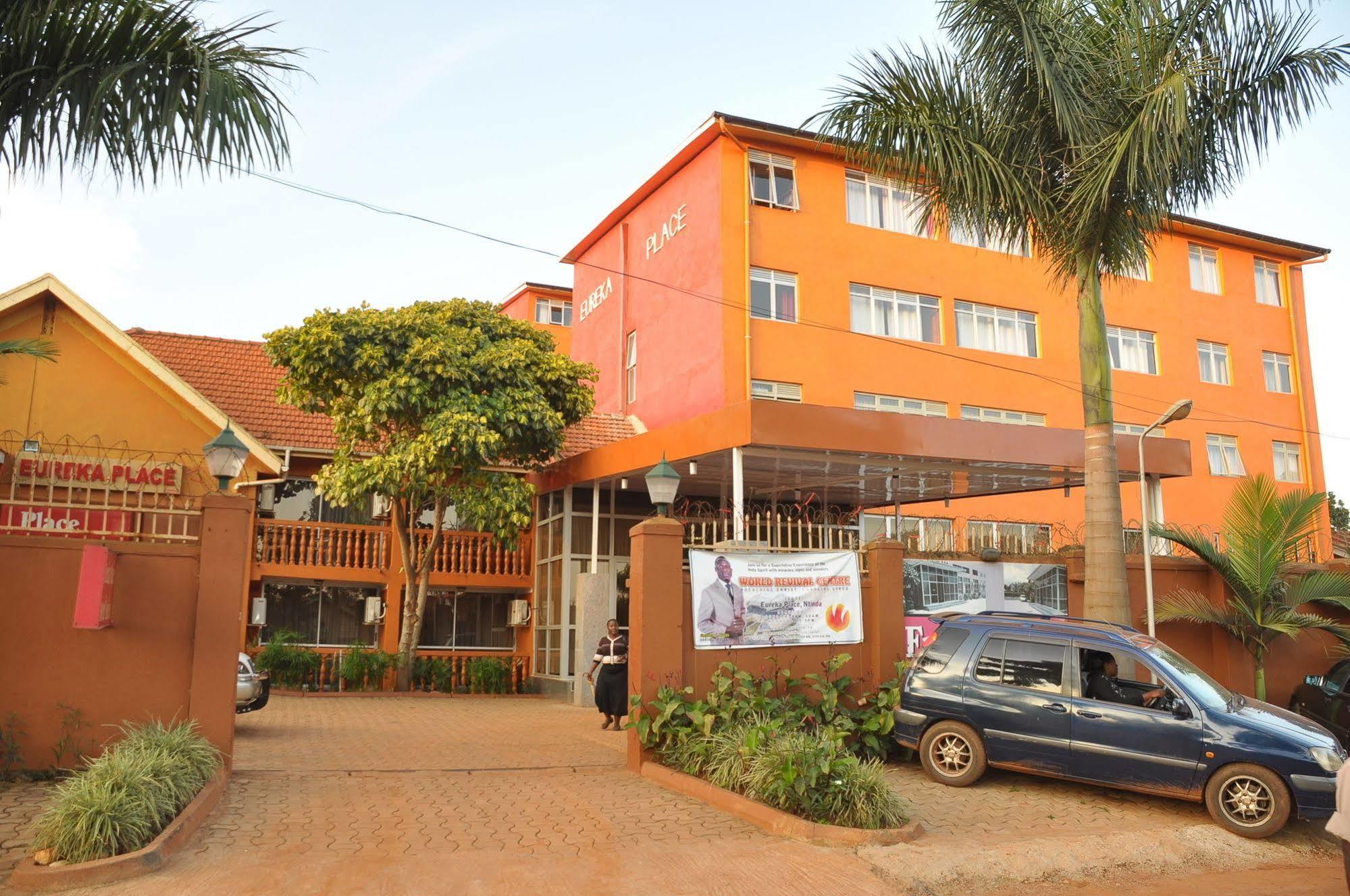 Eureka Place Hotel Kampala Exterior photo