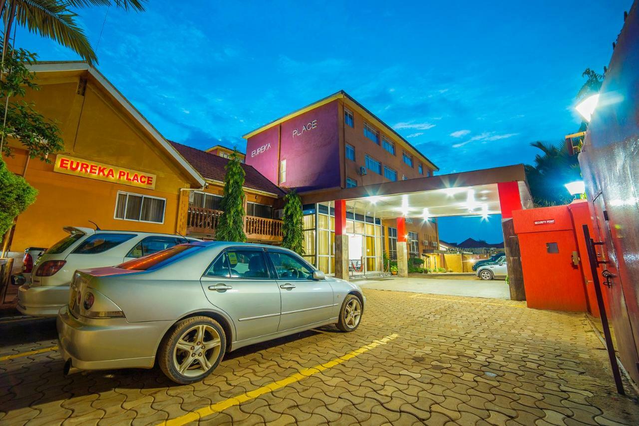 Eureka Place Hotel Kampala Exterior photo